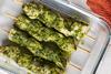 Brochettes de poulet mariné au pesto
							